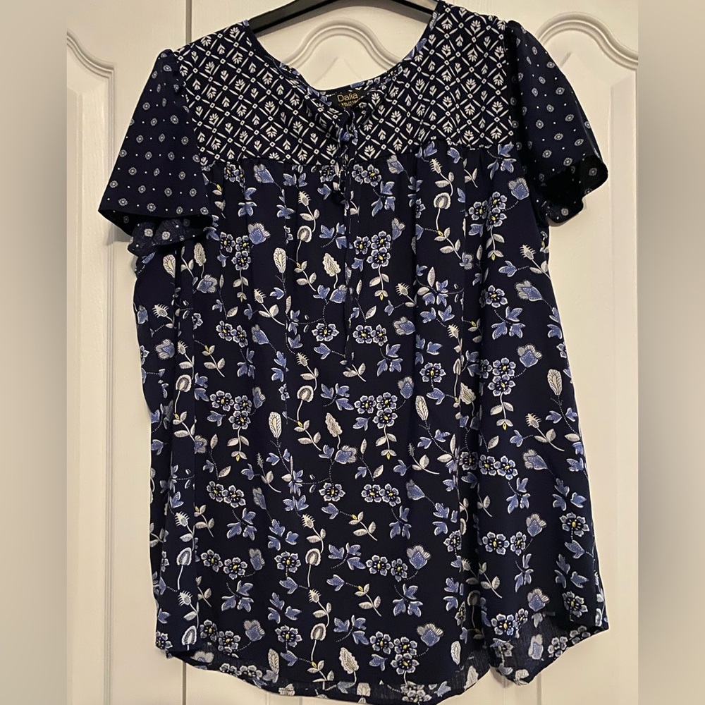 Dalia Blue Short Sleeve Floral Blouse